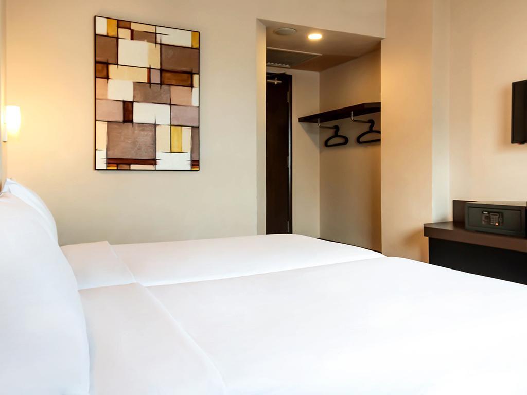Hotel Summer View Куала Лумпур Екстериор снимка